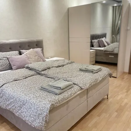 Emlex Stylish In The Heart Of * Sofia